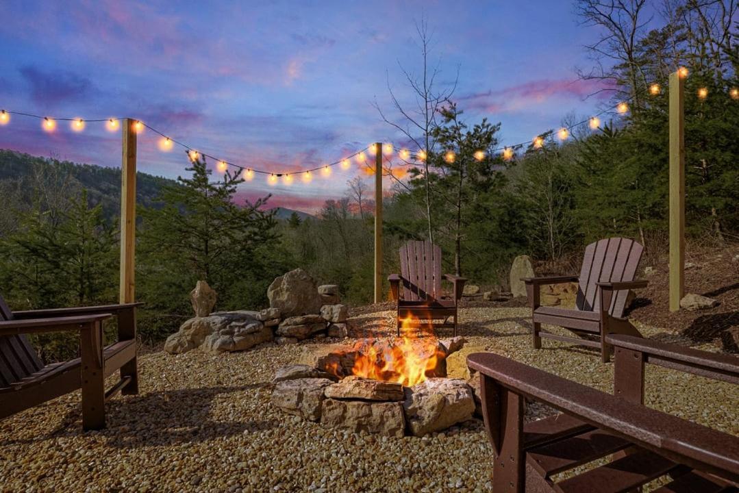 Modern Yurt W River Access, Hot Tub, Wifi & Grill Wardensville Exterior foto