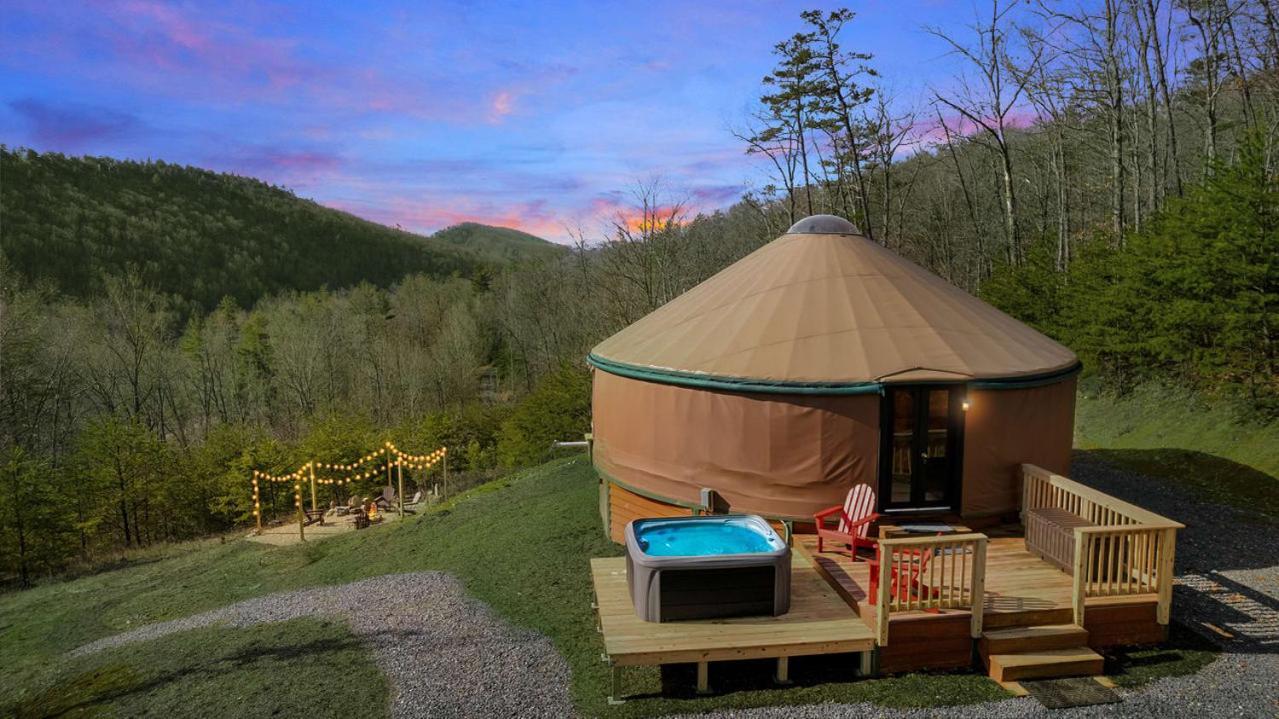 Modern Yurt W River Access, Hot Tub, Wifi & Grill Wardensville Exterior foto