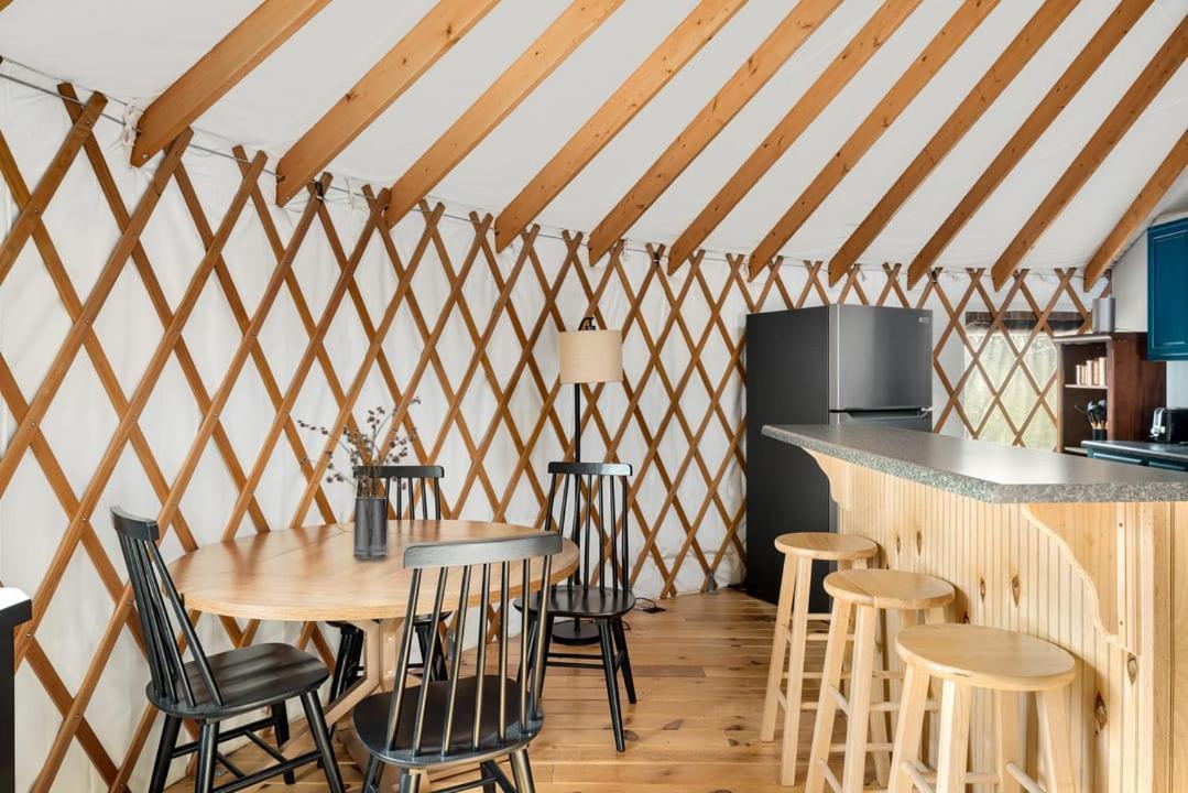 Modern Yurt W River Access, Hot Tub, Wifi & Grill Wardensville Exterior foto