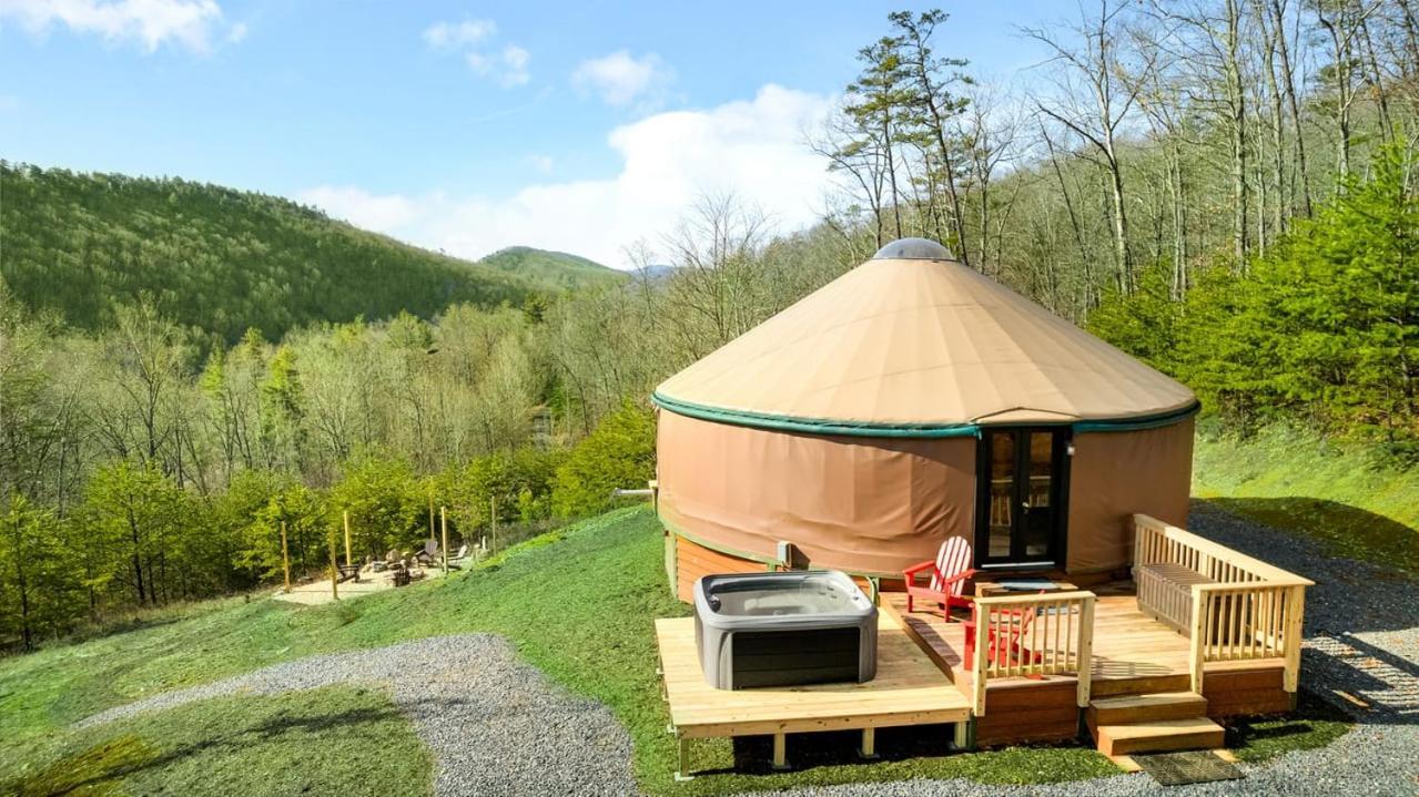Modern Yurt W River Access, Hot Tub, Wifi & Grill Wardensville Exterior foto